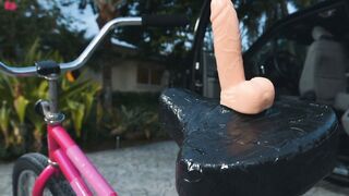 Crazy 18yo neighbour wants my shaft!