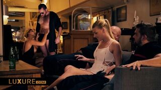 Groupsex & ass fucking with pretty babes