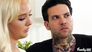 Mesmerizing blonde Paisley Porter is screwed by Small Hands