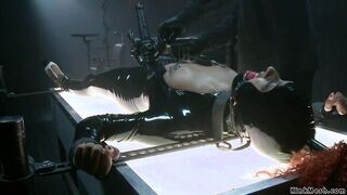 Shackled ebony in latex beaver vibed