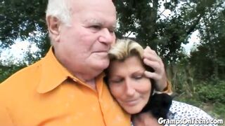 Teen bitch in 3some with elderly couple