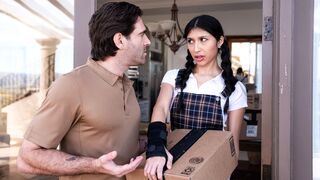 Big butt Latin teen stepdaughter rewards step daddy for saving her