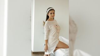 Huge natural titted Sherill Collins loves deep beaver fucking