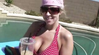 Carolyn Reese with big boobs shower cunt