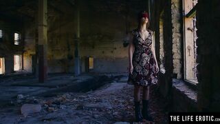 Naughty lesbian cunt rubbing with Beata B & Emily J