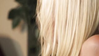 Bumped From Behind On Tiptoes