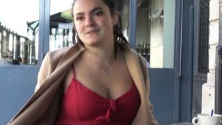 In Bordeaux with Lou, 20 years old, a breathtaking physique!