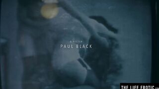 Passionate chick Mira V rubs her cunt with that old phone