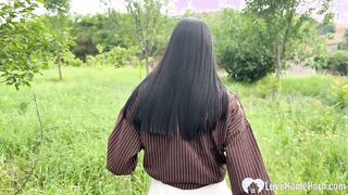 Met This Mesmerizing Babe In The Park & Screwed Her Wild Right In Public