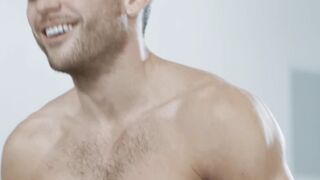 Ebony dude Phoenix Wellington expands my butt lining by his intense fucking