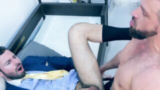 Two elegant men use their day to fuck at work & love it